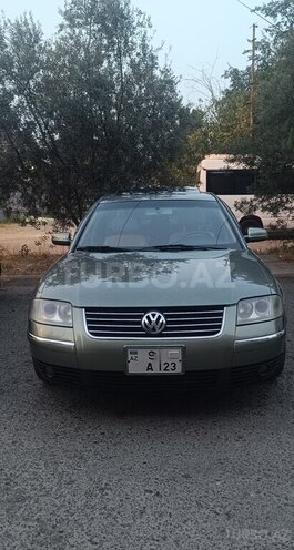Volkswagen Passat 2001, 305,000 km - 1.8 l - Bakı