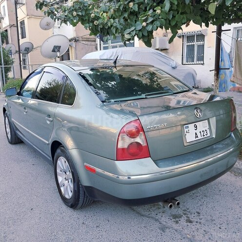 Volkswagen Passat 2001, 305,000 km - 1.8 l - Bakı