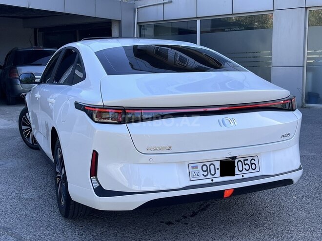 Changan Qiyuan A05 2024, 6,000 km - 1.5 л - Bakı