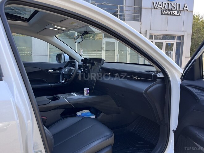 Changan Qiyuan A05 2024, 6,000 km - 1.5 л - Bakı