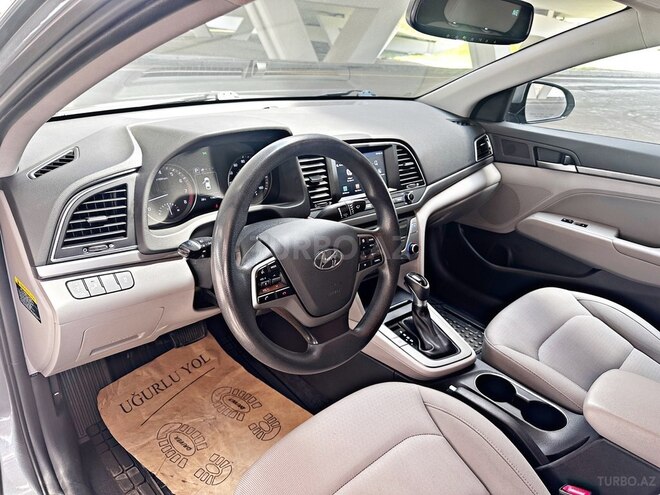Hyundai Elantra 2018, 114,000 km - 2.0 l - Bakı