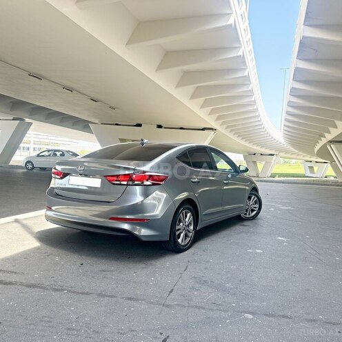Hyundai Elantra 2018, 114,000 km - 2.0 l - Bakı