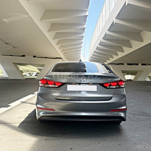 Hyundai Elantra 2018, 114,000 km - 2.0 l - Bakı