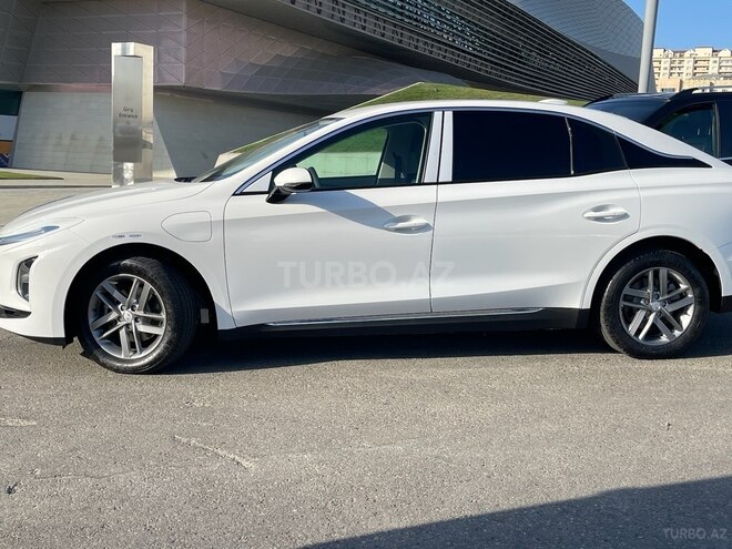Hongqi  2025, 0 km - 0.0 л - Bakı