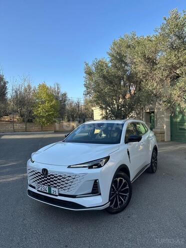 Changan CS 55 Plus 2025, 0 km - 1.5 л - Bakı