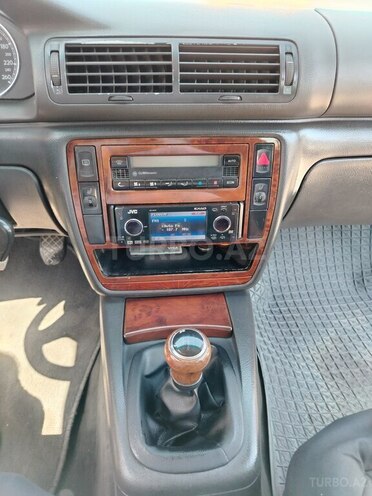 Volkswagen Passat 2004, 387,000 km - 2.0 l - Bakı