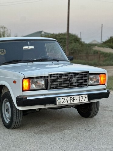 LADA (VAZ) 2107 2009, 30,000 km - 1.6 л - Şirvan