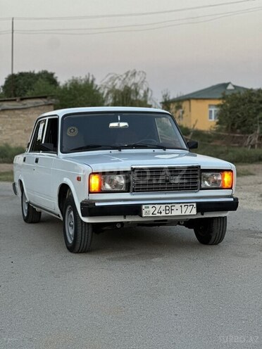 LADA (VAZ) 2107 2009, 30,000 km - 1.6 л - Şirvan
