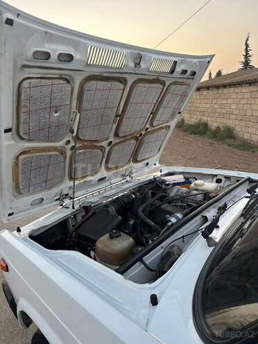 LADA (VAZ) 2107 2009, 30,000 km - 1.6 л - Şirvan