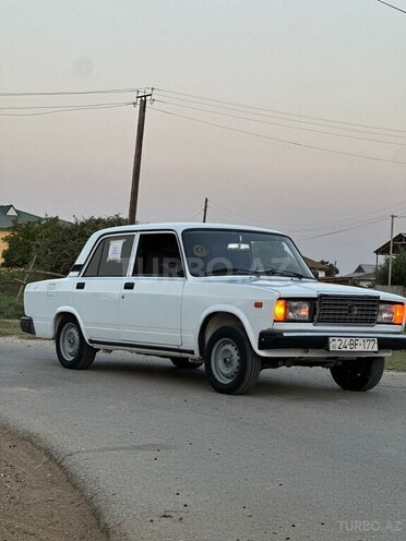 LADA (VAZ) 2107 2009, 30,000 km - 1.6 л - Şirvan