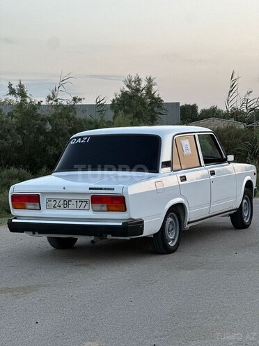 LADA (VAZ) 2107 2009, 30,000 km - 1.6 л - Şirvan