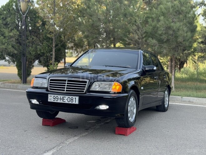 Mercedes C 220 1998, 285,000 km - 2.2 l - Saatlı