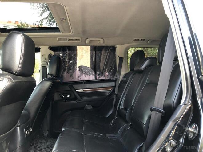 Mitsubishi Pajero 2007, 278,000 km - 3.0 л - Bakı