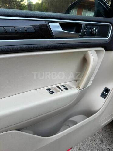 Volkswagen Touareg 2013, 178,000 km - 3.6 л - Bakı
