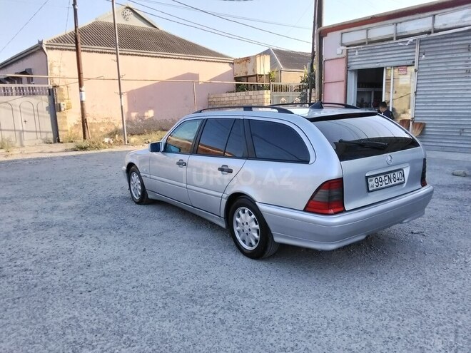 Mercedes C 220 2000, 203,000 km - 2.2 l - Bakı
