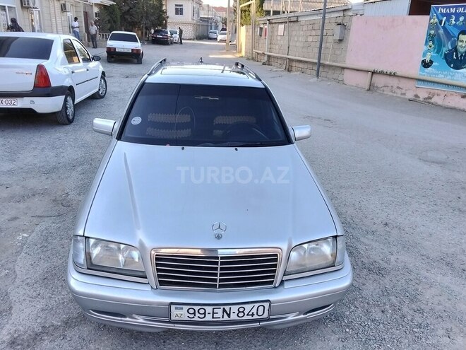 Mercedes C 220 2000, 203,000 km - 2.2 l - Bakı