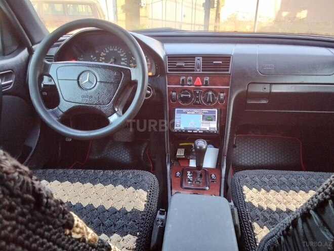 Mercedes C 220 2000, 203,000 km - 2.2 l - Bakı