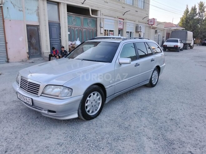 Mercedes C 220 2000, 203,000 km - 2.2 l - Bakı