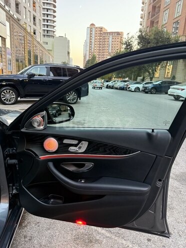 Mercedes E 220 d 2019, 110,000 km - 2.0 l - Bakı