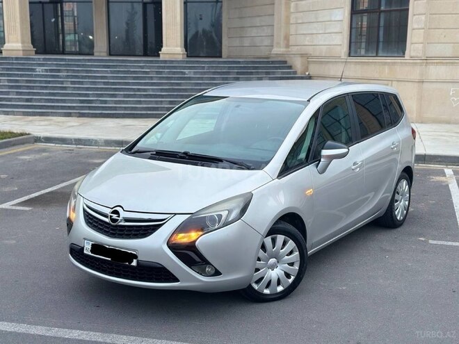 Opel Zafira 2015, 135,000 km - 1.4 l - Bakı