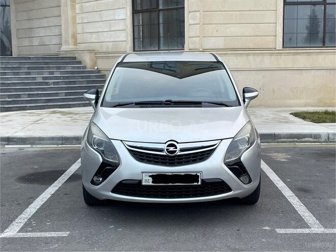 Opel Zafira 2015, 135,000 km - 1.4 l - Bakı