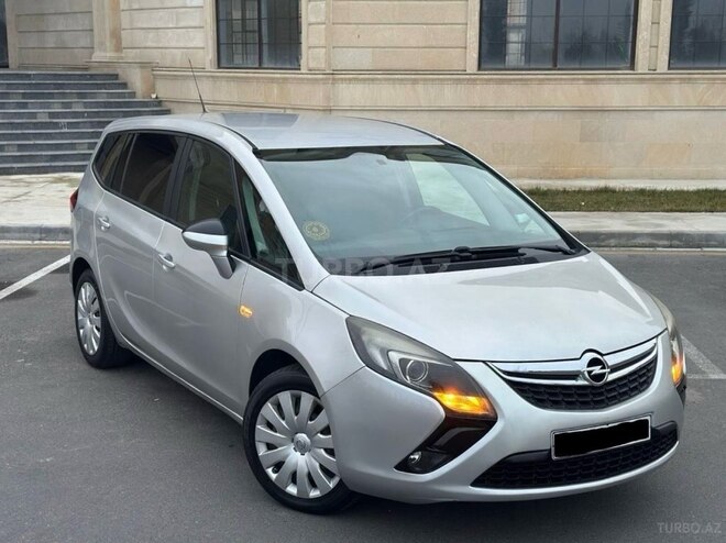 Opel Zafira 2015, 135,000 km - 1.4 l - Bakı