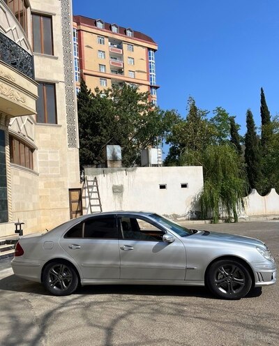 Mercedes E 220 2004, 324,144 km - 2.2 l - Gəncə