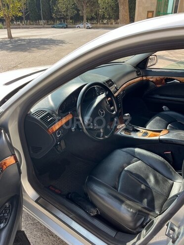 Mercedes E 220 2004, 324,144 km - 2.2 l - Gəncə