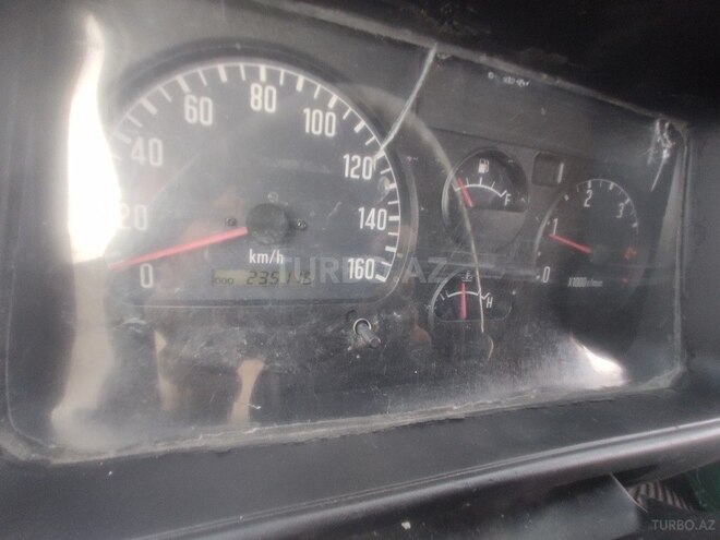 Isuzu NPR 66 P 2008, 235,000 km - 4.3 l - Bakı