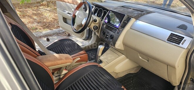 Nissan Tiida 2006, 330,000 km - 1.6 л - Bakı