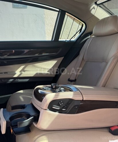 BMW 730 2011, 309,000 km - 3.0 l - Bakı