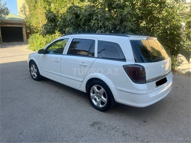 Opel Astra 2009, 324,000 km - 1.3 l - Bakı