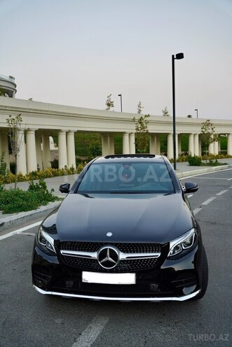 Mercedes GLC 300 4MATIC 2019, 72,865 km - 2.0 l - Bakı