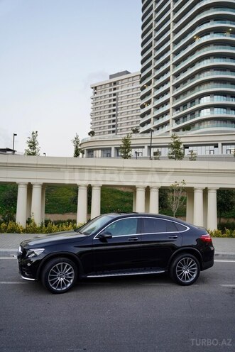Mercedes GLC 300 4MATIC 2019, 72,865 km - 2.0 l - Bakı