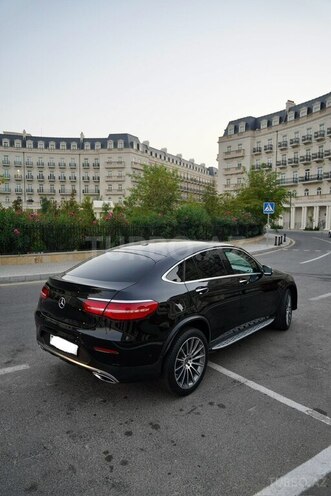 Mercedes GLC 300 4MATIC 2019, 72,865 km - 2.0 l - Bakı