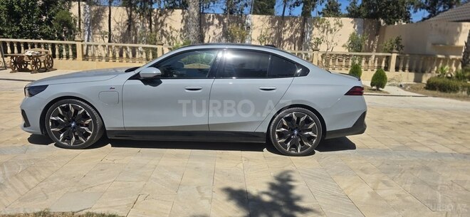 BMW 530e 2024, 12,000 km - 2.0 l - Bakı