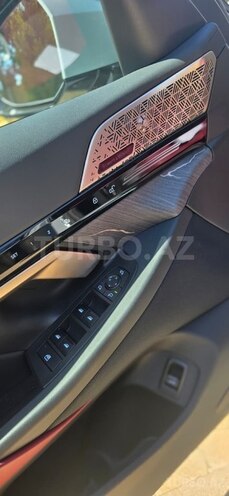 BMW 530e 2024, 12,000 km - 2.0 l - Bakı