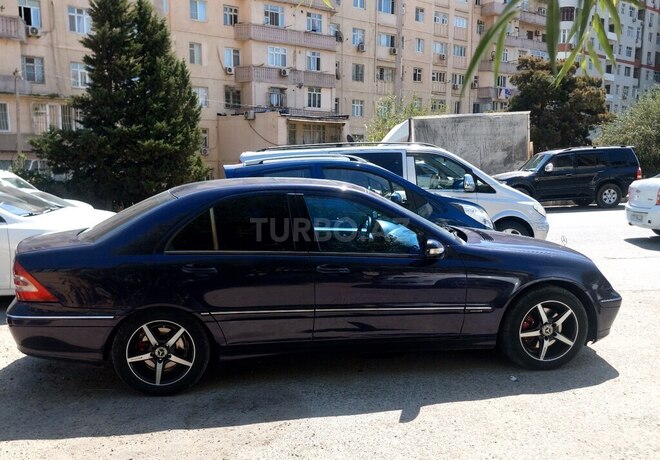 Mercedes C 240 2000, 412,525 km - 2.6 л - Bakı