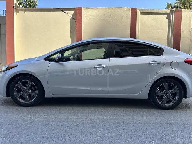 Kia Forte 2015, 284,854 km - 1.8 л - Bakı