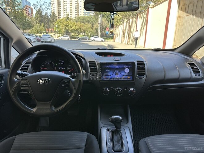 Kia Forte 2015, 284,854 km - 1.8 л - Bakı