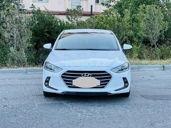 Hyundai Avante 2015, 199,999 km - 1.6 л - Bakı