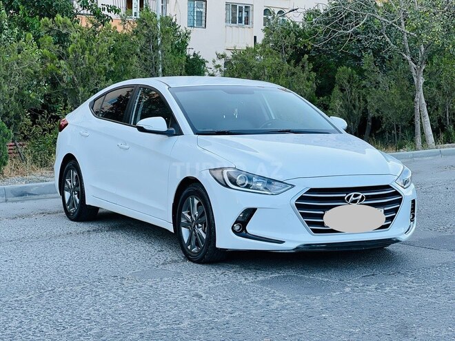 Hyundai Avante 2015, 199,999 km - 1.6 л - Bakı