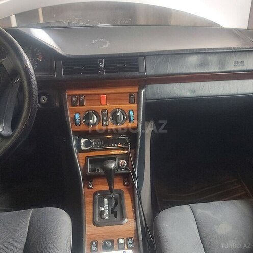 Mercedes E 220 1995, 520,000 km - 2.2 l - Şəmkir