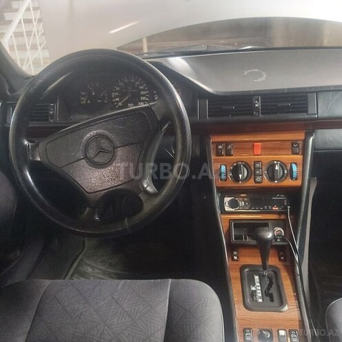 Mercedes E 220 1995, 520,000 km - 2.2 l - Şəmkir