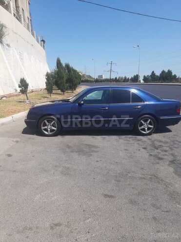 Mercedes E 220 1998, 333,156 km - 2.2 l - Bakı