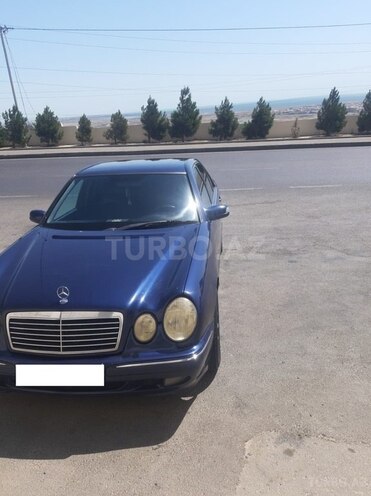 Mercedes E 220 1998, 333,156 km - 2.2 l - Bakı