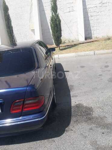 Mercedes E 220 1998, 333,156 km - 2.2 l - Bakı