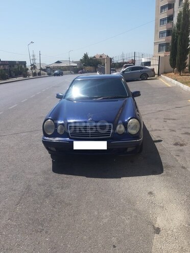 Mercedes E 220 1998, 333,156 km - 2.2 l - Bakı