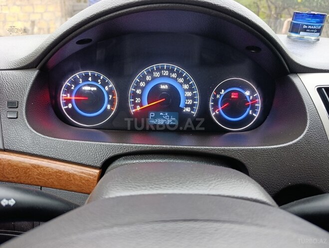 Hyundai Sonata 2008, 239,000 km - 2.0 l - Yardımlı
