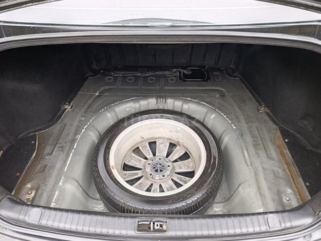 Hyundai Sonata 2008, 239,000 km - 2.0 l - Yardımlı